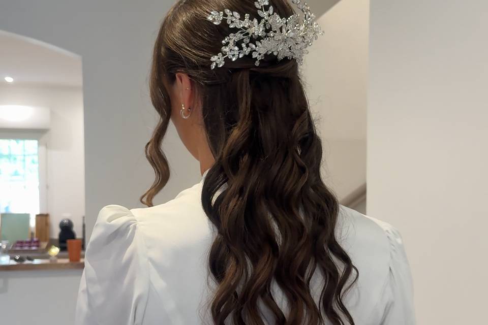 Wavy boucles