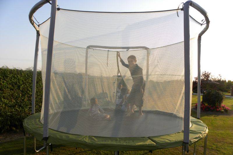 Trampoline