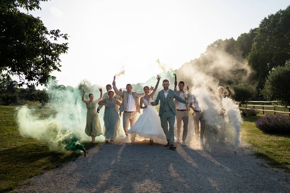Photo de groupe fumigènes
