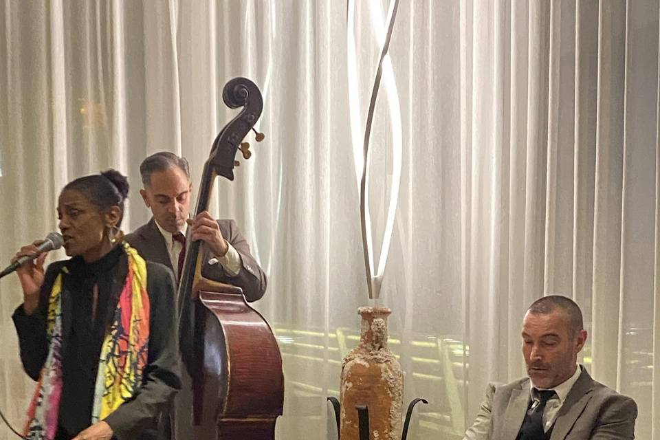 Trio Chant — Cocktail Monaco
