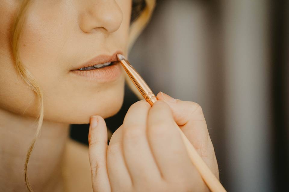 Maquillage des lèvre nude