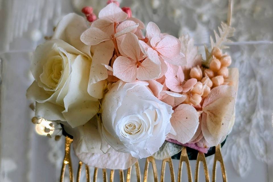Peigne rose tendre