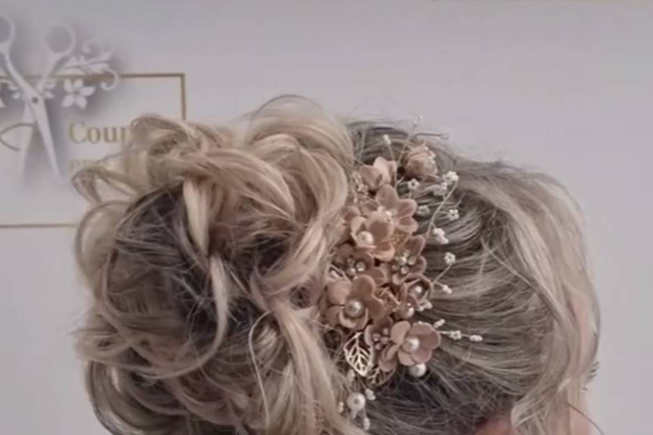 Chignon bouclé