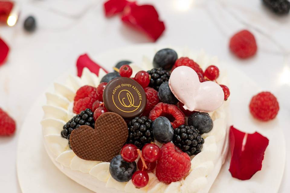Pavlova fruits rouges Coeur