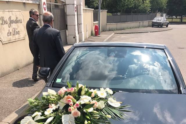 Fleurs pour la voiture