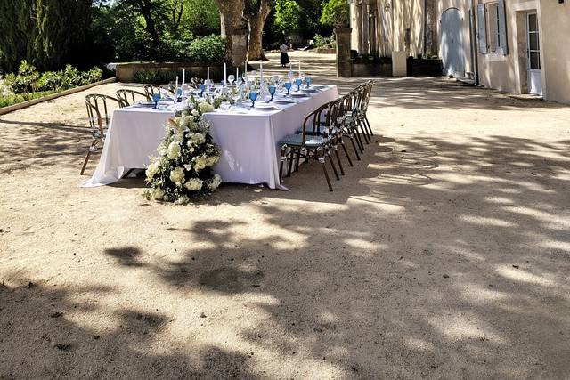 Esplanade avec déco louée