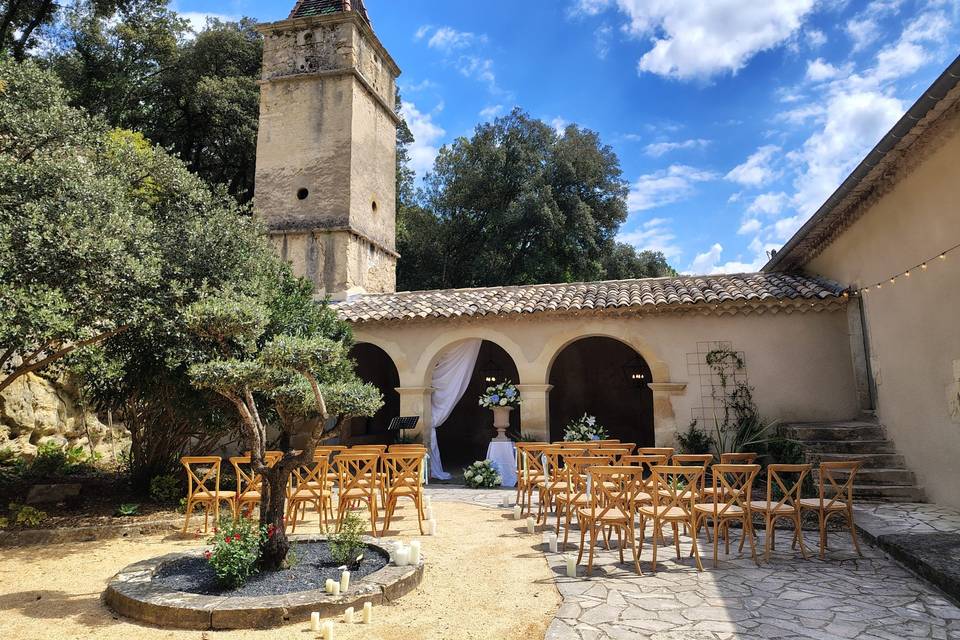 Terrasse avec mobilier loué