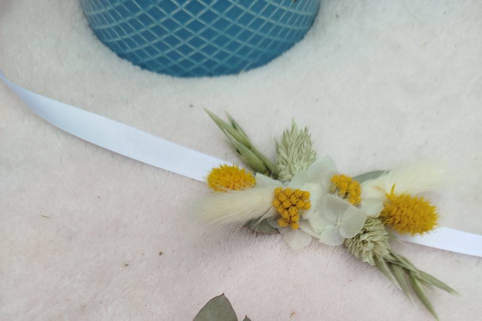 Boutonnière bracelet