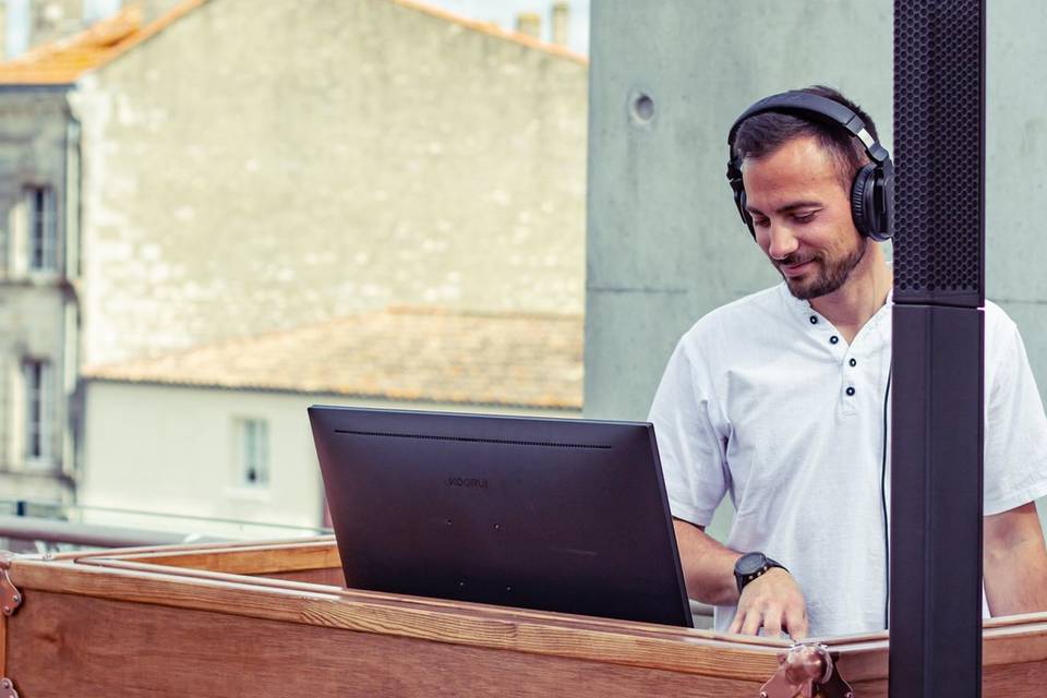 DJ SET ROOFTOP