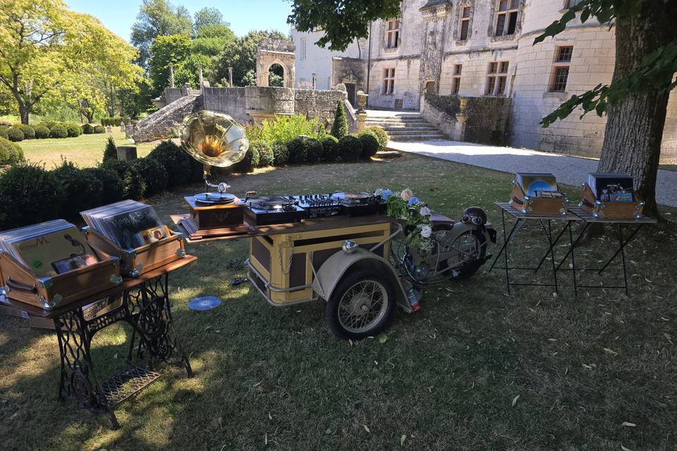 Bar à Vinyles Triporteur 1955