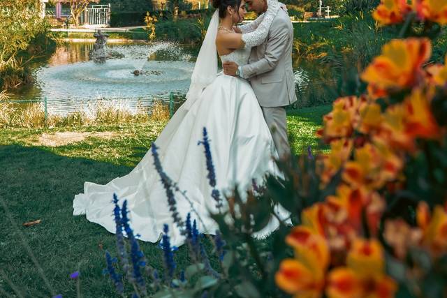 Séance couple mariage en natur