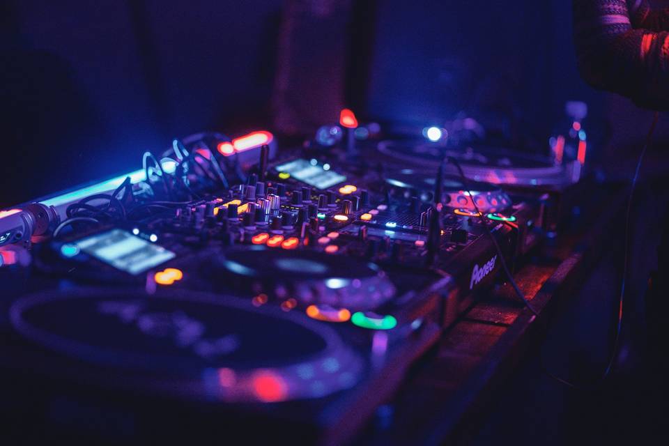 Controleur DJ