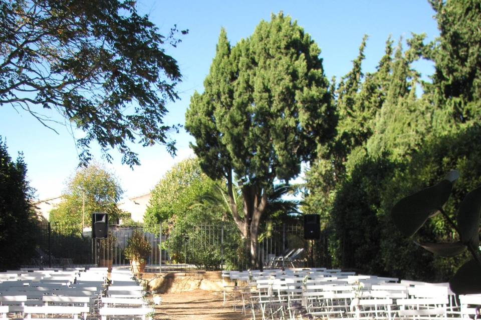 La cérémonie dans le parc