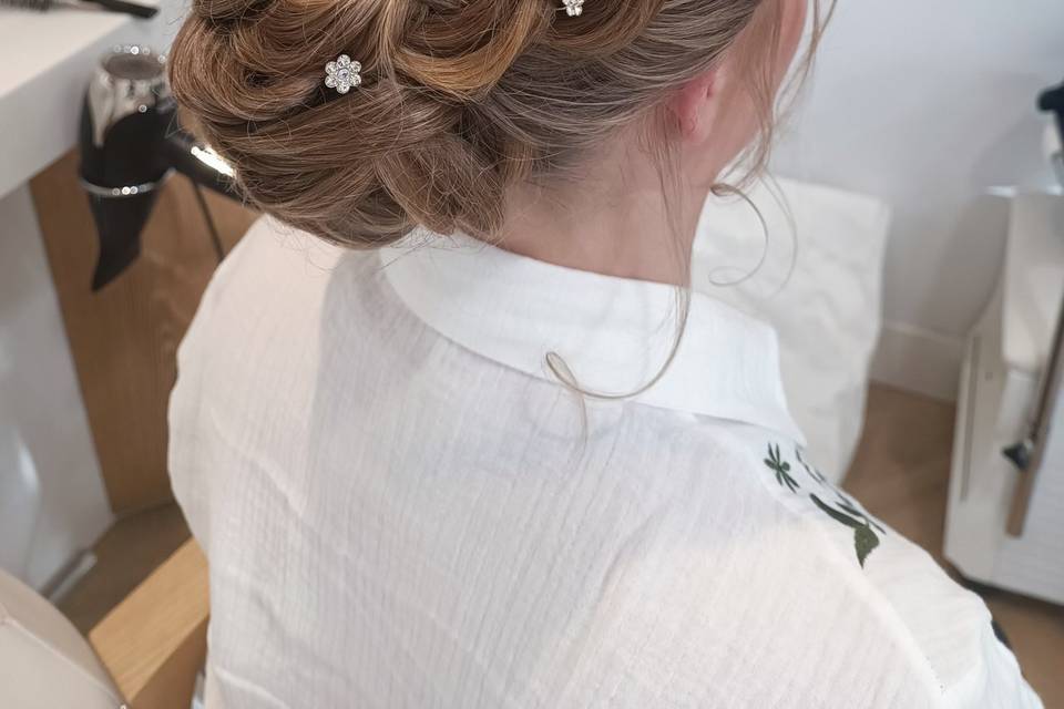 Chignon tressé pour Morgane