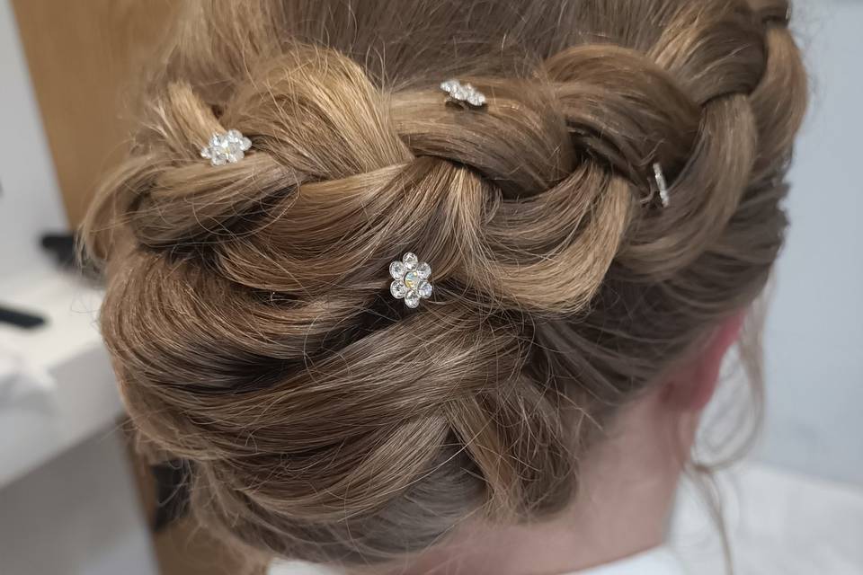 Chignon tressé pour Morgane