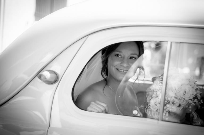 Mariée dans voiture