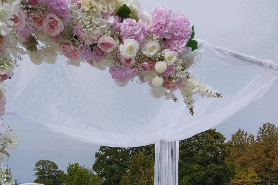 Artnuptial houppa romantique