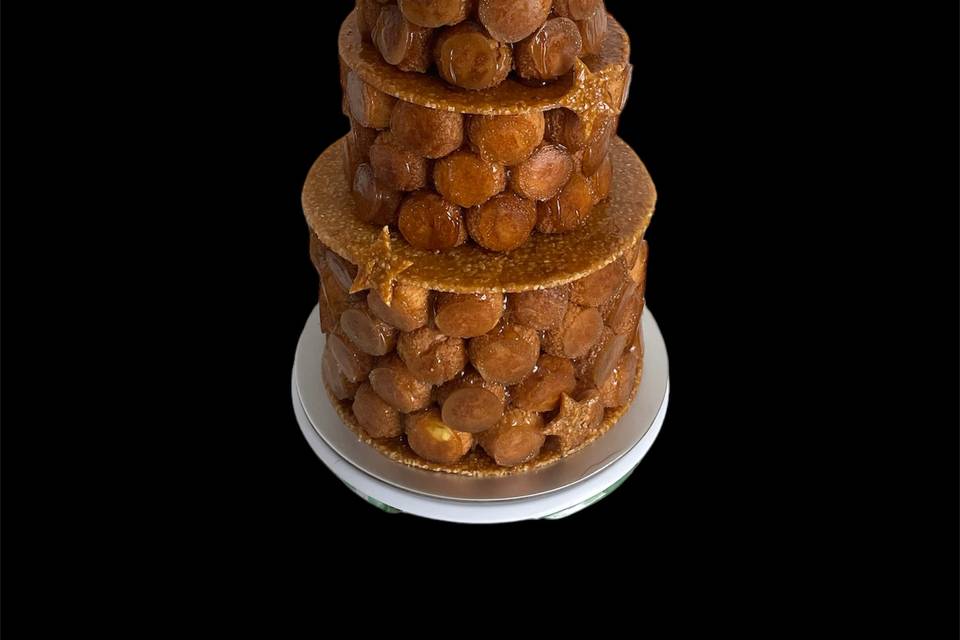 Croquembouche