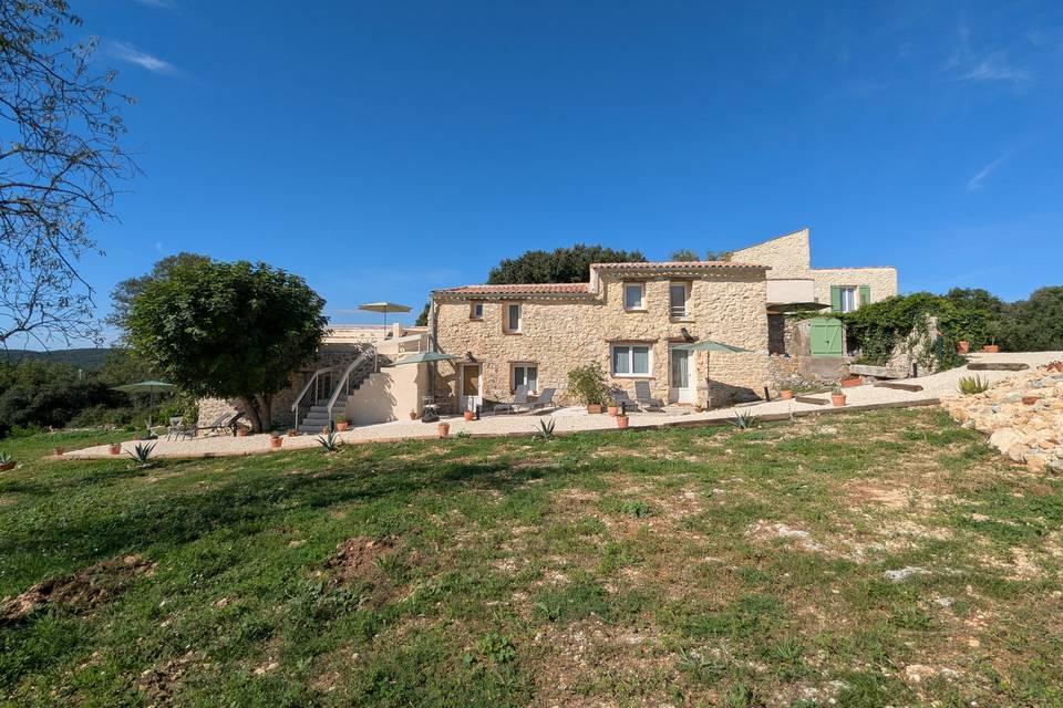 Vue bâtiment gîtes