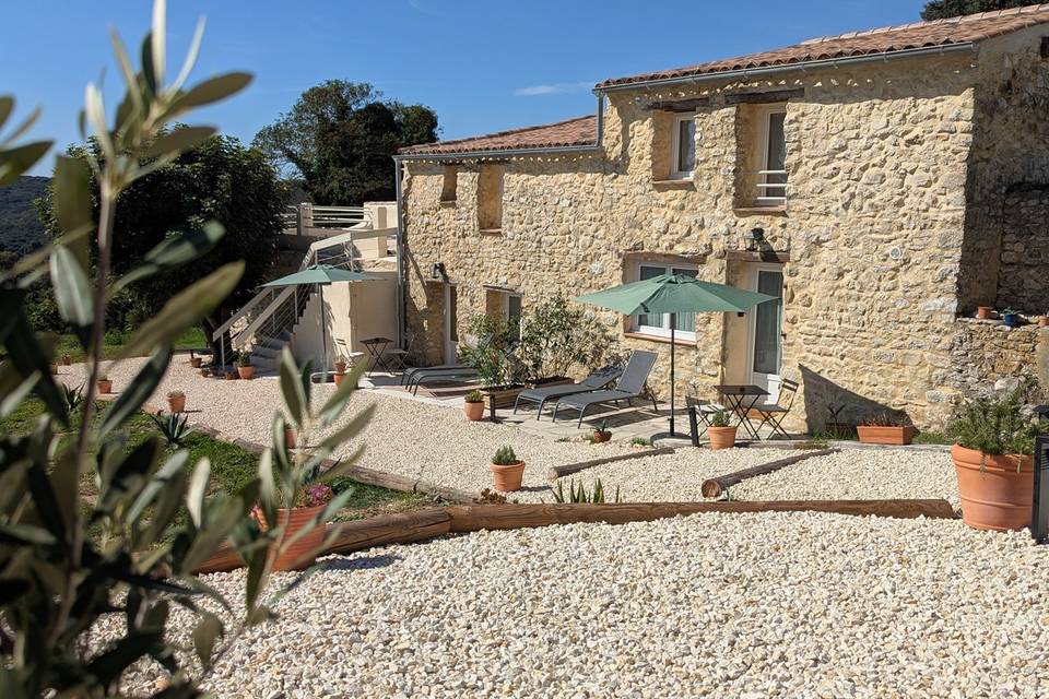 Vue bâtiment gîtes