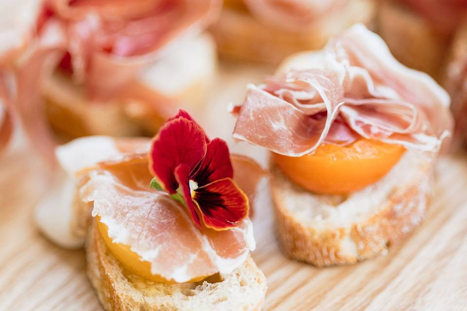 Tapas « pan Con tomate y jamon