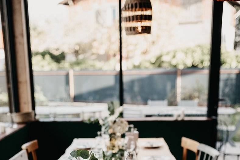 Table LENNY BOHEME