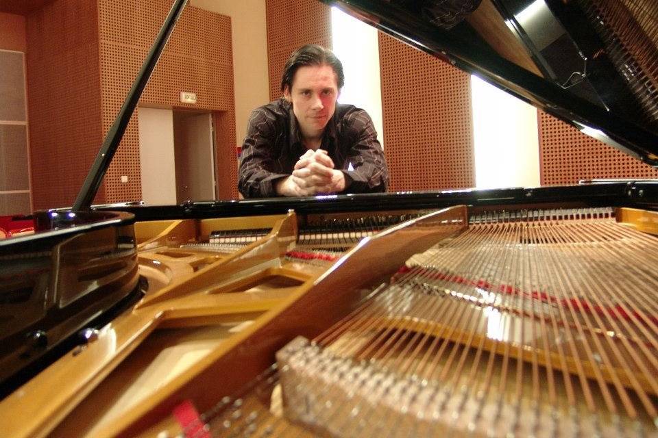 Joshua Piano Chant