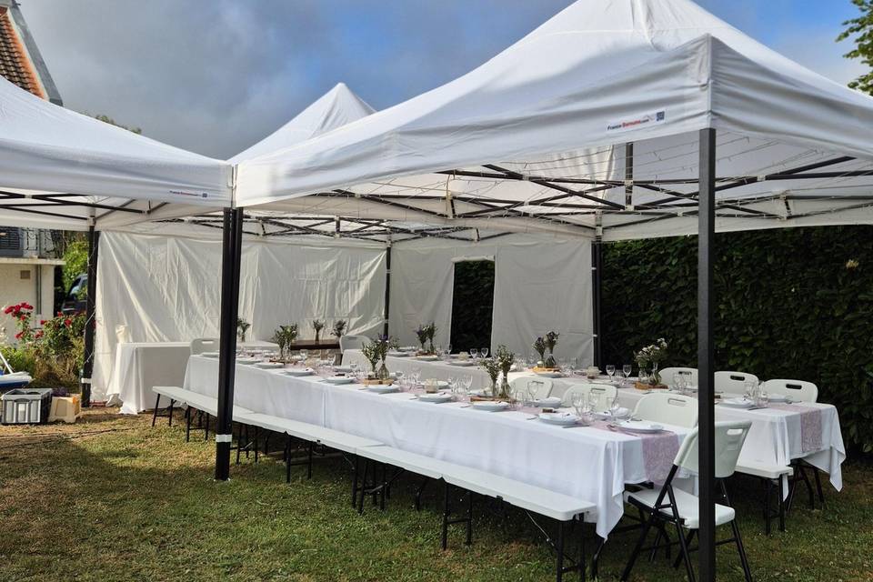 Mariage lavande dans le jardin