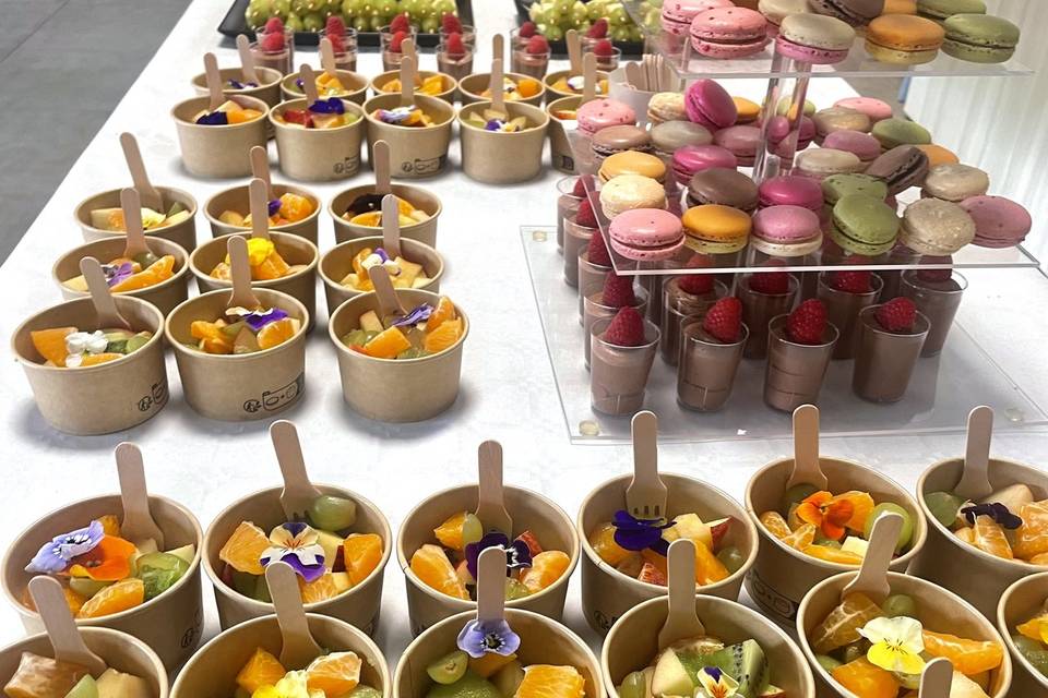 Buffet desserts