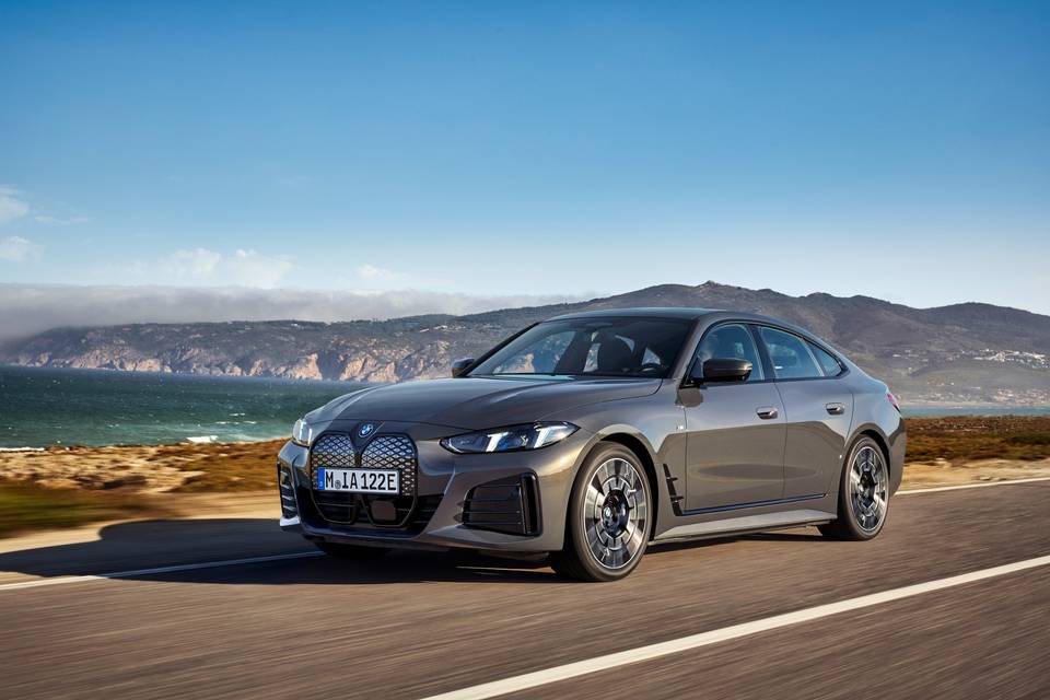 BMW I4