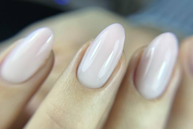 Gel naturel rose laiteuxhttps: