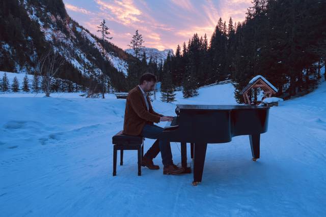 Piano dans la neige