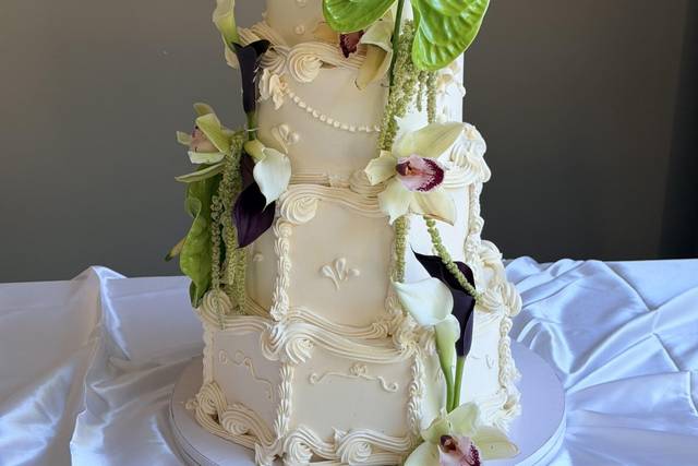 Vintage wedding cake