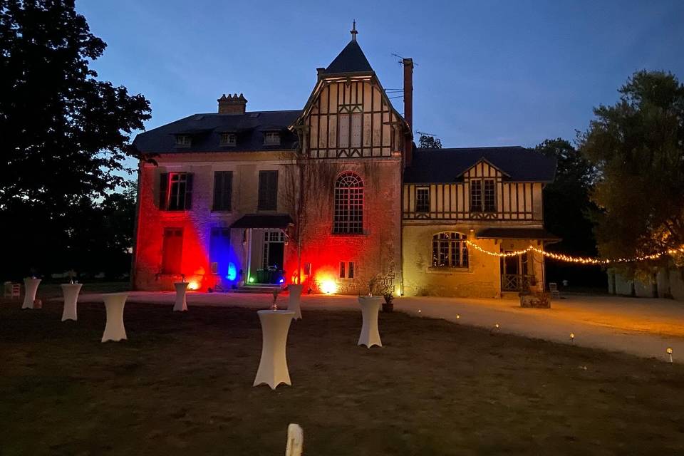 Soirée dans face au manoir