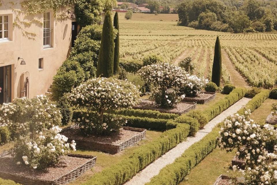 Son jardin français