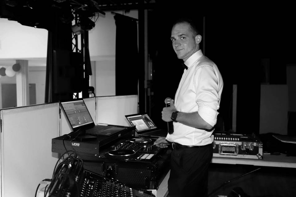 DJ Niklas