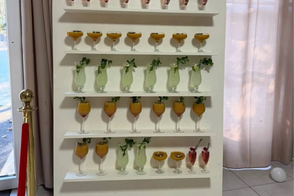 Mur à gobelet, champagne, etc