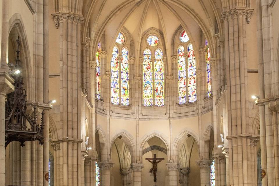 église