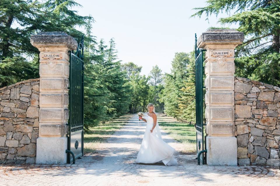 Arrivée de la mariée domaine