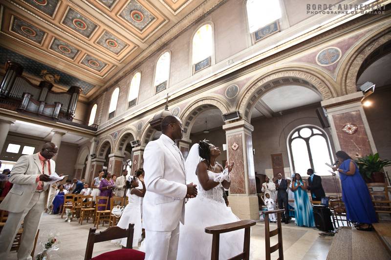 Cérémonie à l'Eglise