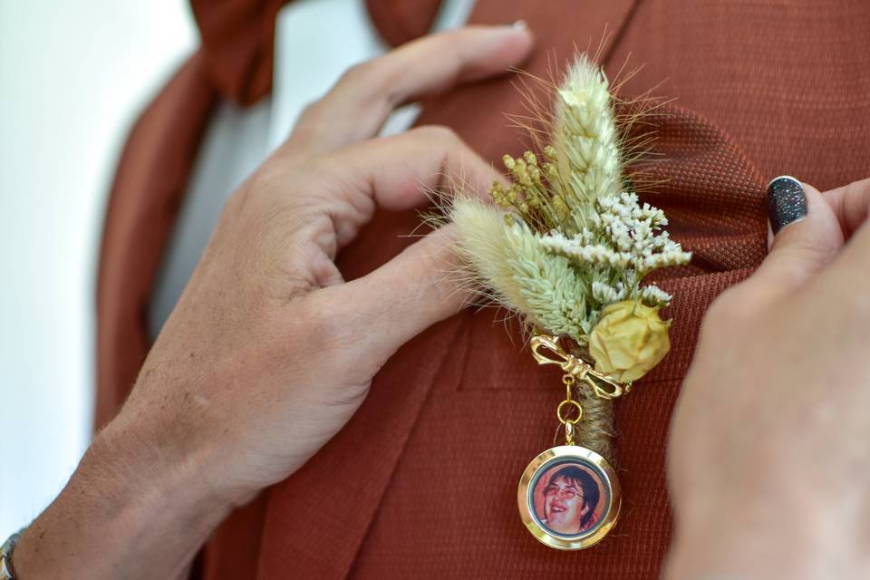 Une broche avec un souvenir