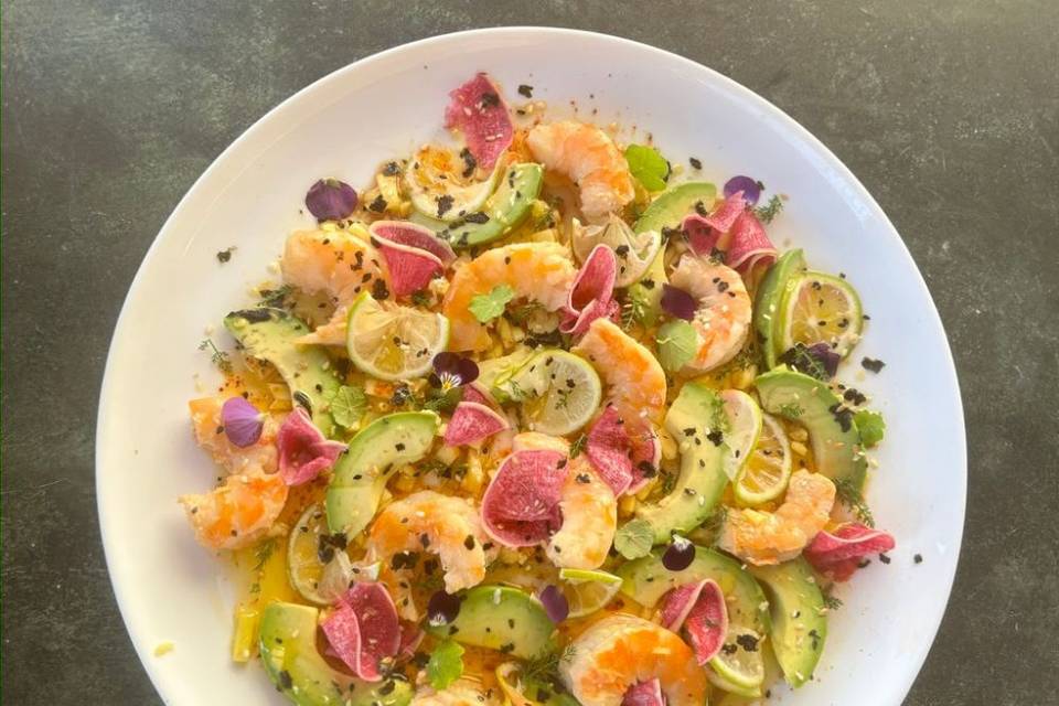 Salade de crevettes avocats