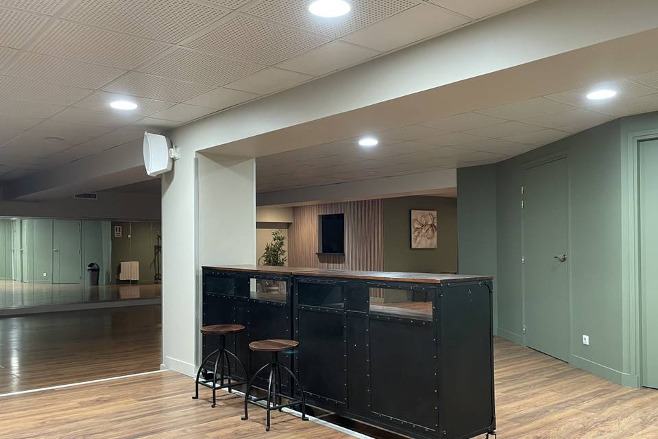 Coin bar