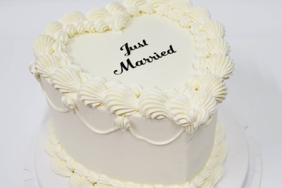 Vintage cake