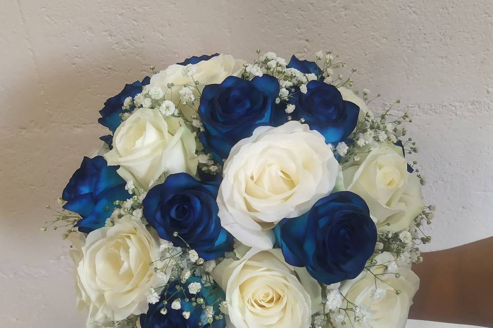 Bouquet blanc et bleu