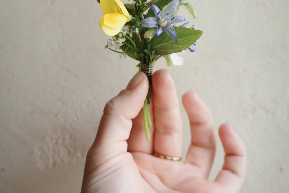 Couronne de fleurs fraiches