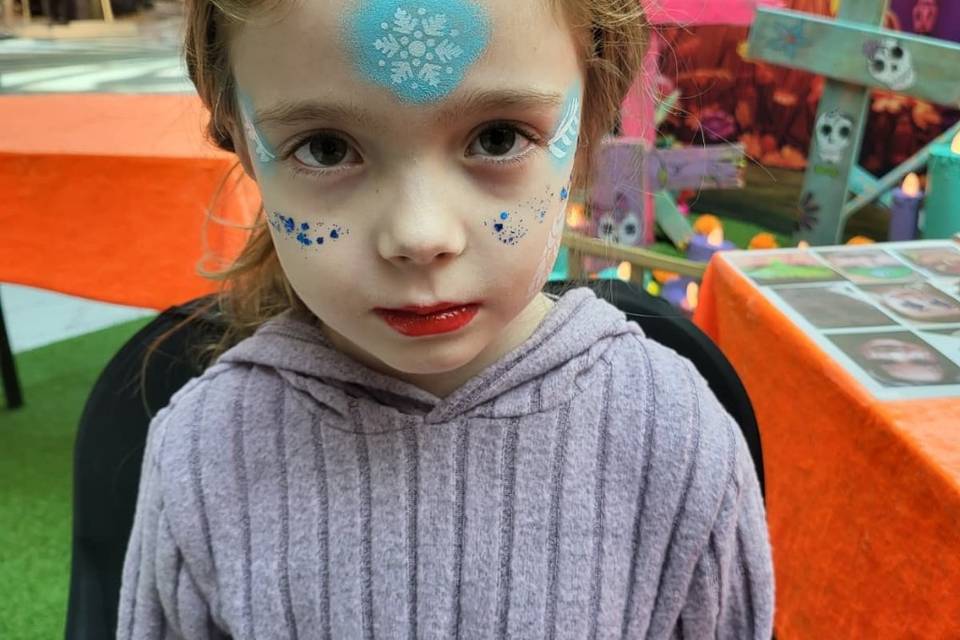 Maquillage reine des neiges