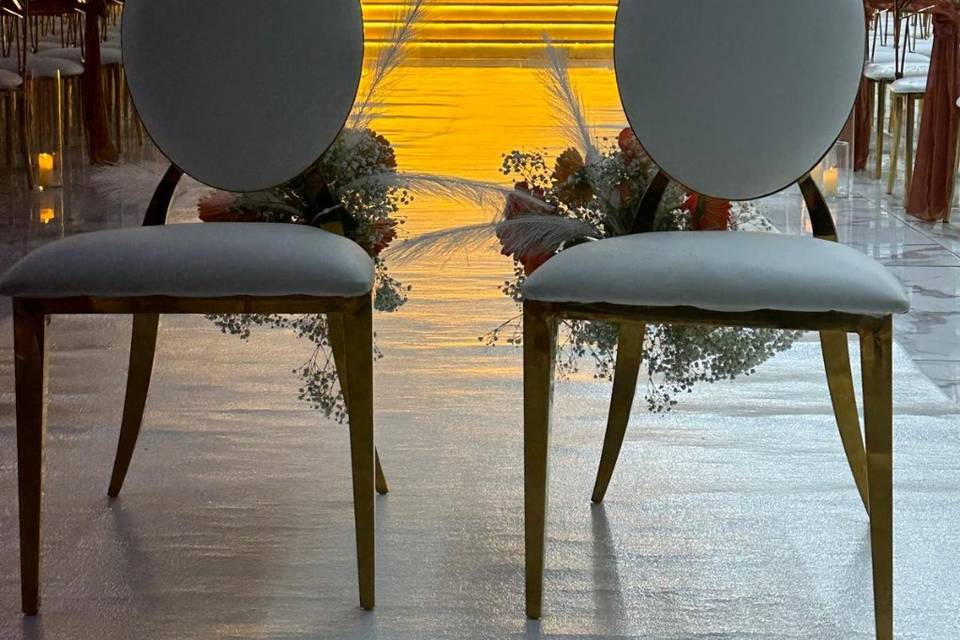 Chaises des mariés