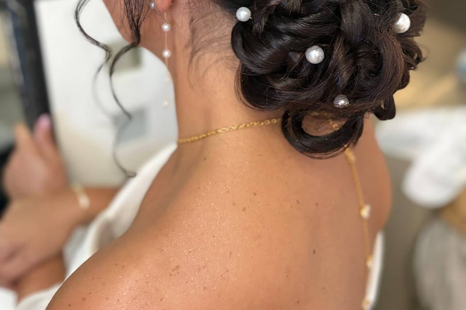Mariée chignon bas