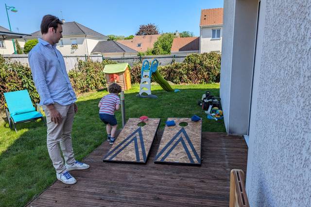 Cornhole en action